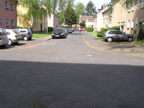 Hermann L&ouml;ns Stra&szlig;e vor Sannierung